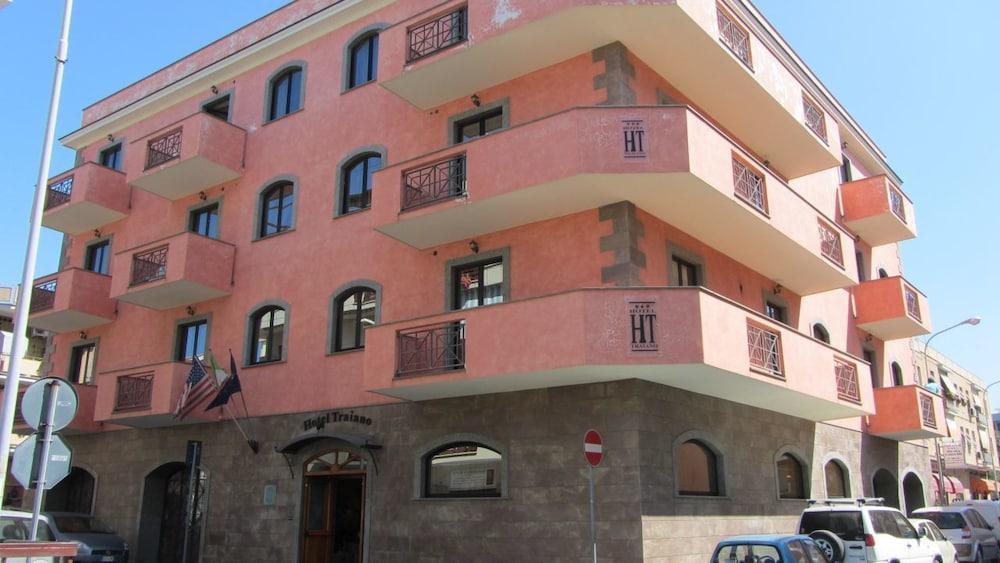 Hotel Traiano شيفيتافيكْيا المظهر الخارجي الصورة