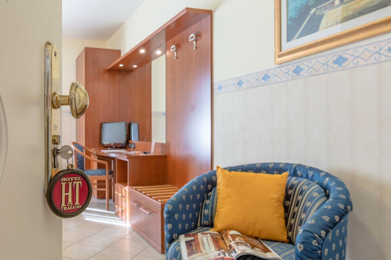Hotel Traiano شيفيتافيكْيا المظهر الخارجي الصورة