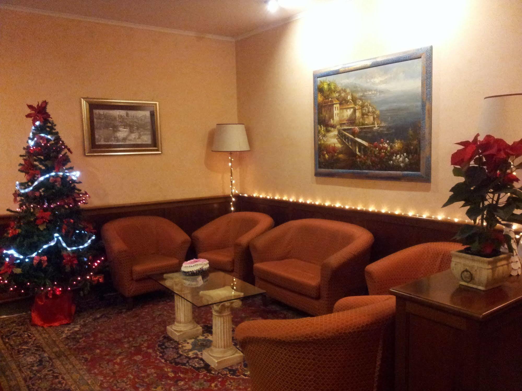 Hotel Traiano شيفيتافيكْيا المظهر الخارجي الصورة